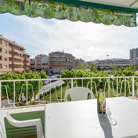 Ref. 192. Apart. Puerto Rico Apartment Pineda de Mar